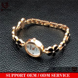 Yxl-779 2015 New Custom Watch Bracelets Fashion Wrist Watch Latest Popular Long Leather Sling Chain Quartz Fashion Watch
