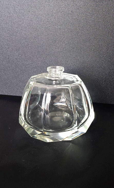 Perfumes Square Bottles for U. S in 2018
