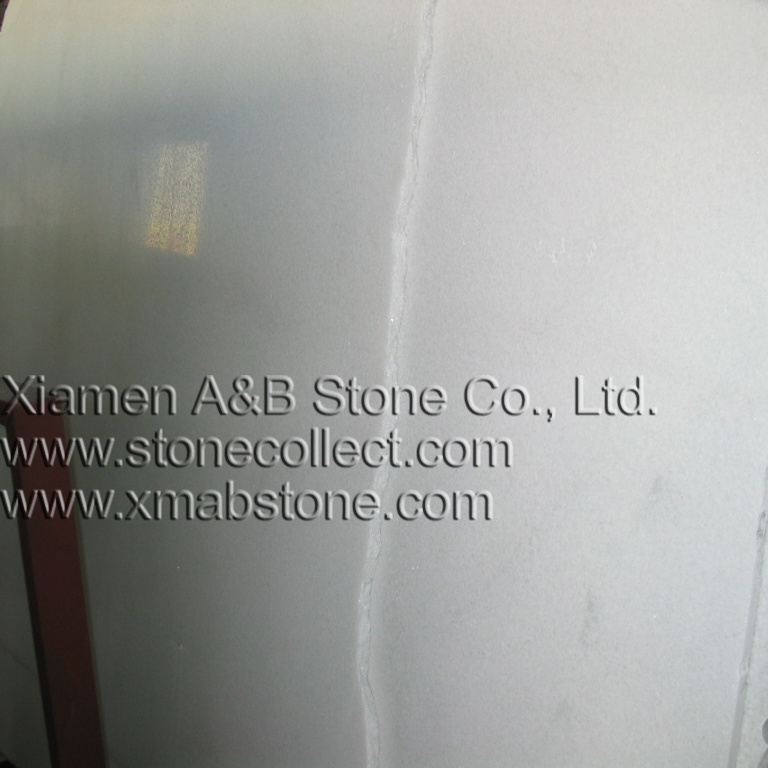 Crystal White Chinese Natural Marble Slabs in Polished Surface