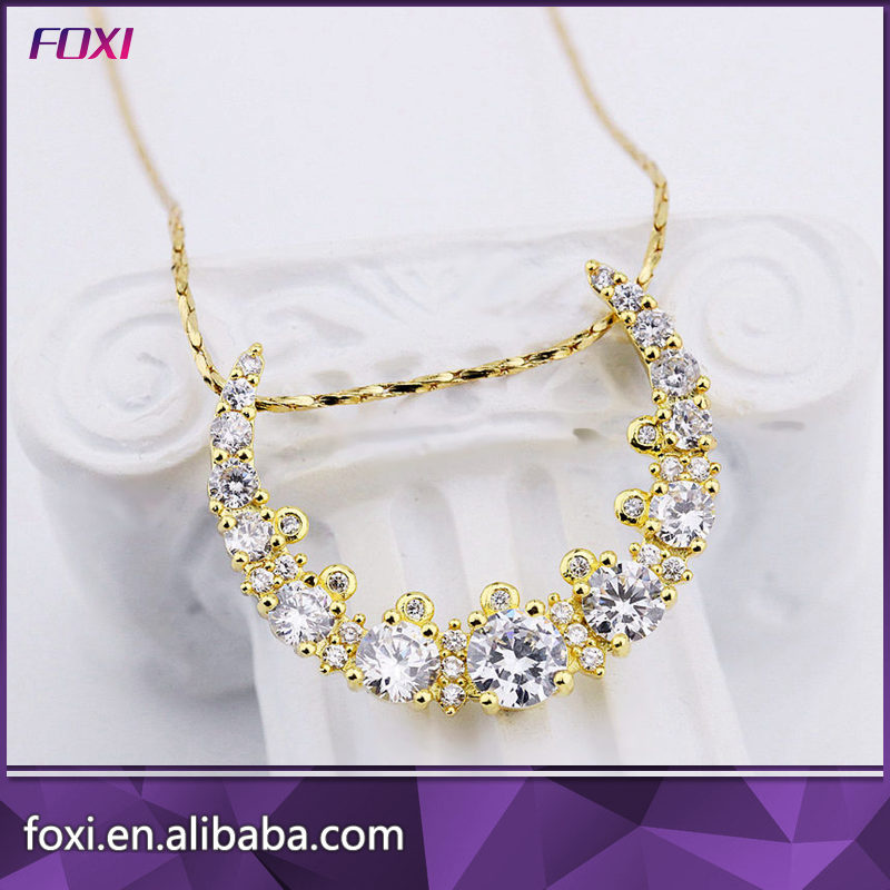 Moon Shape Pendant Necklace with Mirco Pave Setting