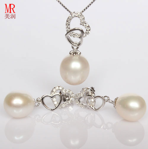 Heart Shape Silver Freshwater Pearl Pendant, Earrings Set