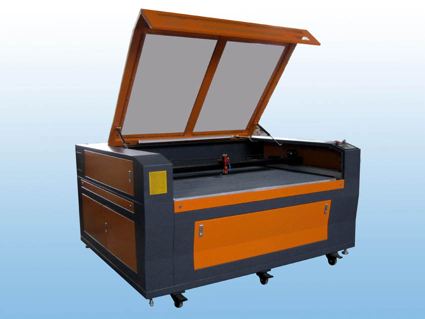 Flc1512 CNC CO2 Laser Cutting Machine for Wood