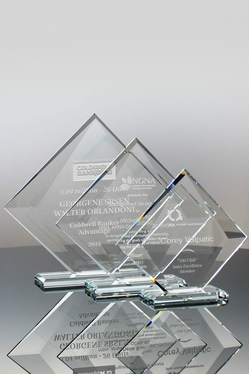 Diamante Glass Award (#1596, #1930, #1957)