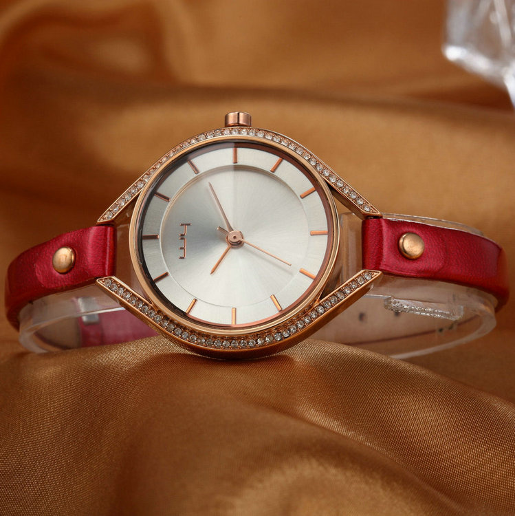 Customized Leather Strap Quarts Gift Ladies' Watch Factory Manufacturer (WY-001G)