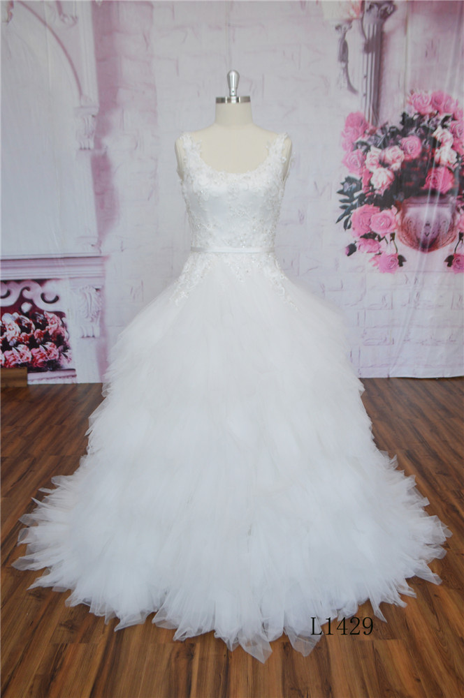 China Custom Made Ball Gown Wedding Dress 2016 Bridal Wedding Dress Lace New Style Wedding Dress