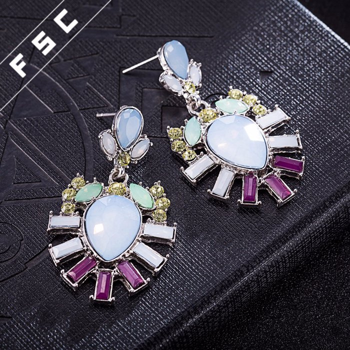 Fashion Bohemian Jewelry Long Earrings Unique Natural Earrings for Women