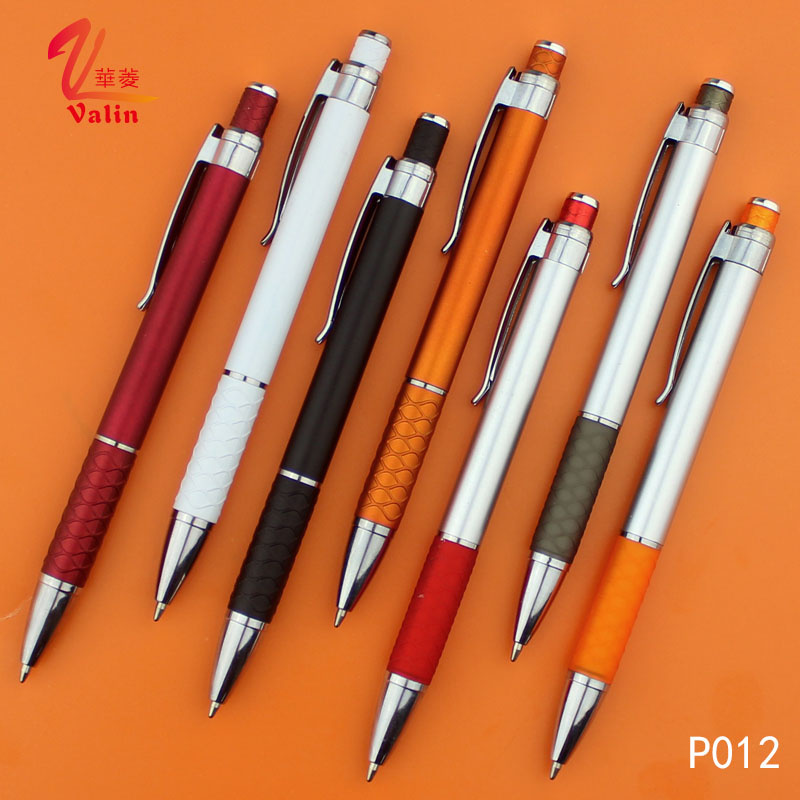 Novelty Cheaper Plastci Ball Pen for Student