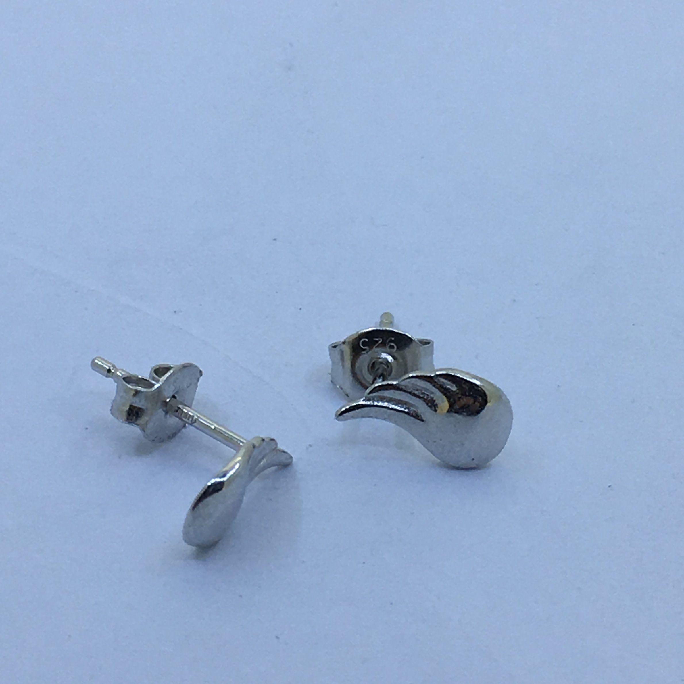 Fashion Silver Feather Stud Earring