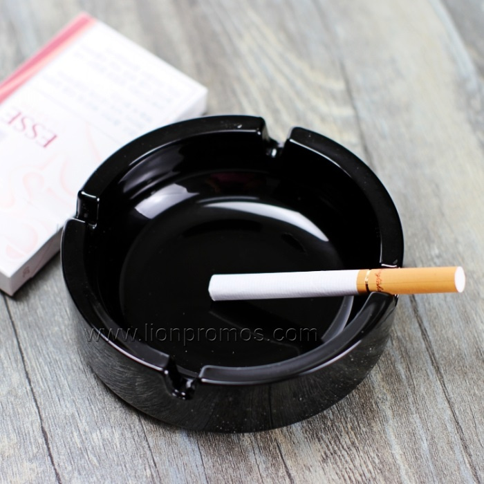 Promotional Gift Black Glass Ashtray