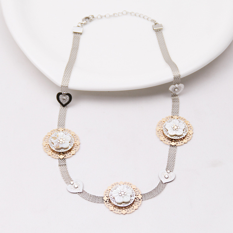 VAGULA Computer Lens Copper Necklace