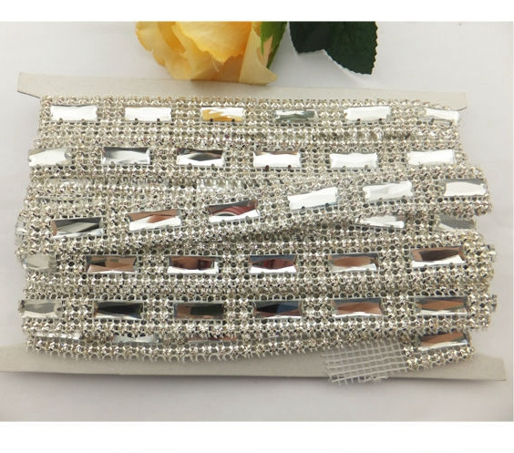 Wholesale Single Row Sparkling Crystal Trim Fabric Banding Rhinestone Mesh