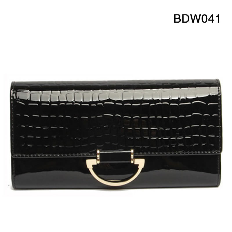Spring and Summer Mitation Crocodile Leather Women Fashion Clutch Evening Party Bags
