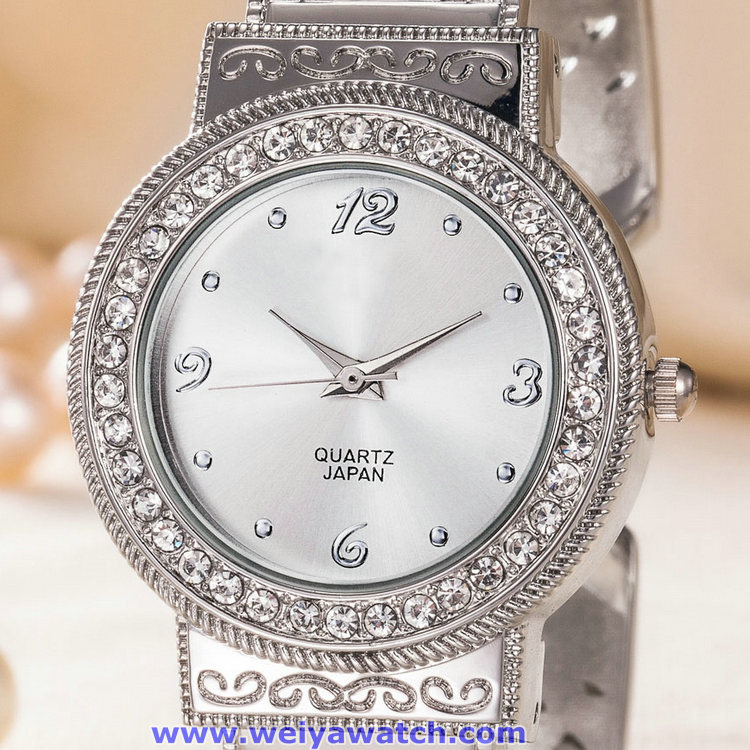 Custom Logo Quartz Men's Watch Crystal Swiss Wrist for Man (WY-17007B)