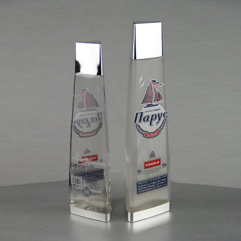Whiskey Glass Bottle/Empty Vodka Glass Container