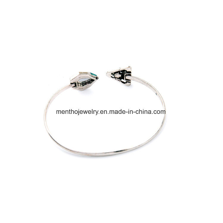 Fashion Cuff Alloy Women's Bracelet Triangle Design Pendant