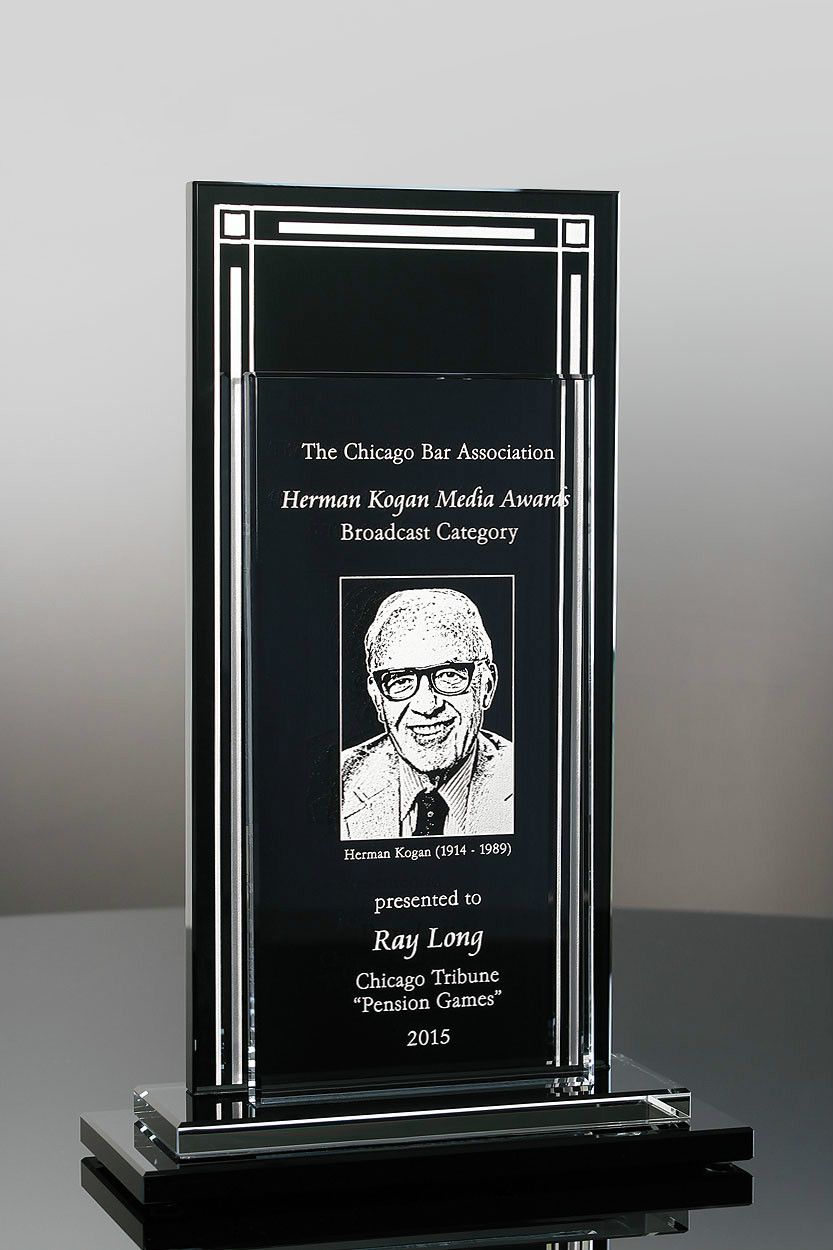 Martello Glass Employee Recognition Award (#02-18 BLACK, #02-17 CLEAR)