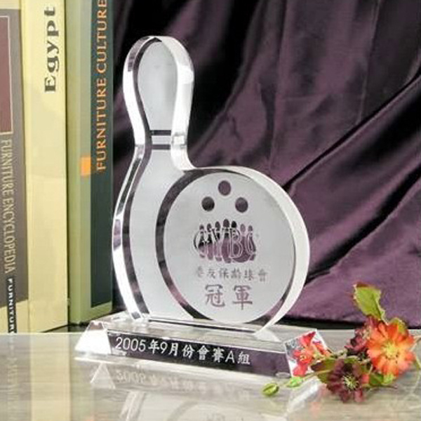 Bowling Design Crystal Trophy Award with Logo Making