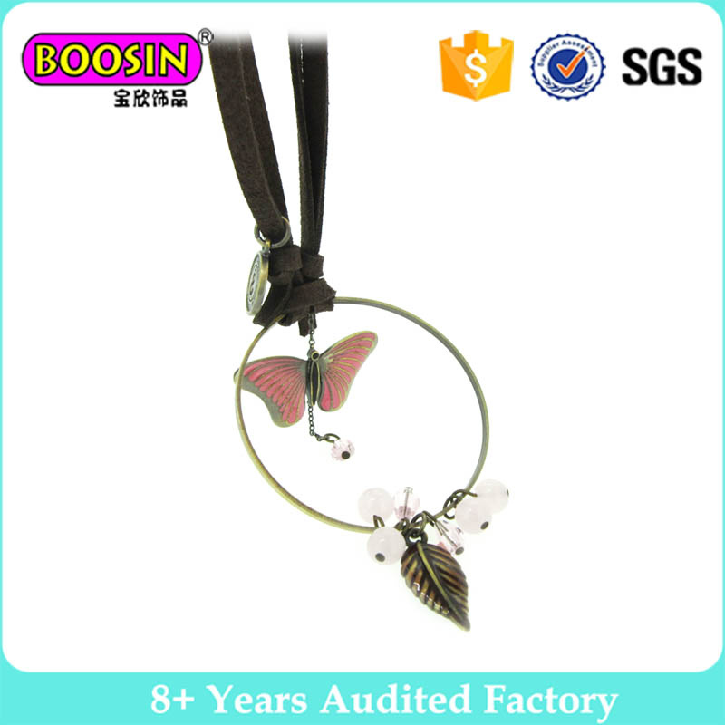 Direct Wholesale Custom Circle Necklace with a Butterfly
