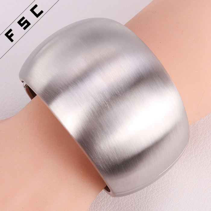 Fashion Accessory 18k Gold Punk Style Women Imitation Bracelet