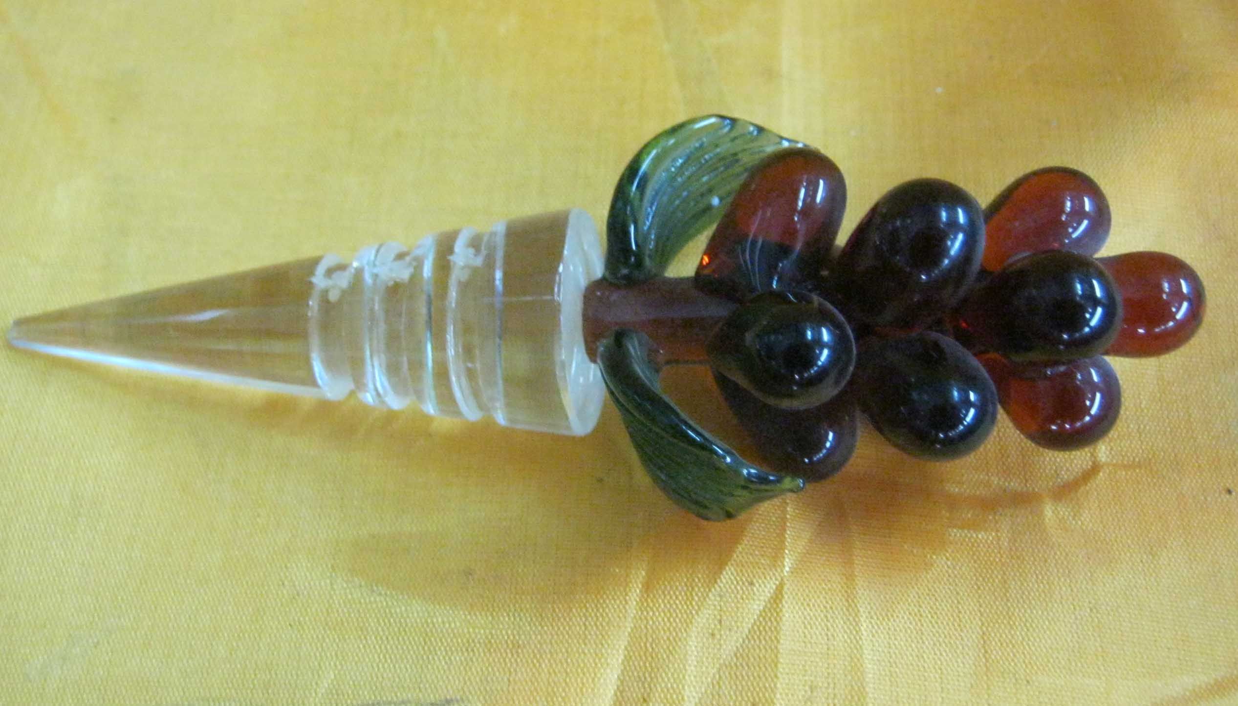 Crystal Flower Wine Stopper for Decoration or Gifts.
