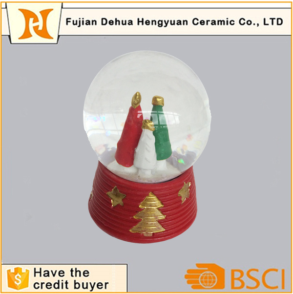 Resin Christmas Tree Glass Snow Globe for Christmas
