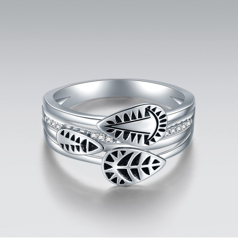 Fashion 925 Silver Ring with Cubic Zircon