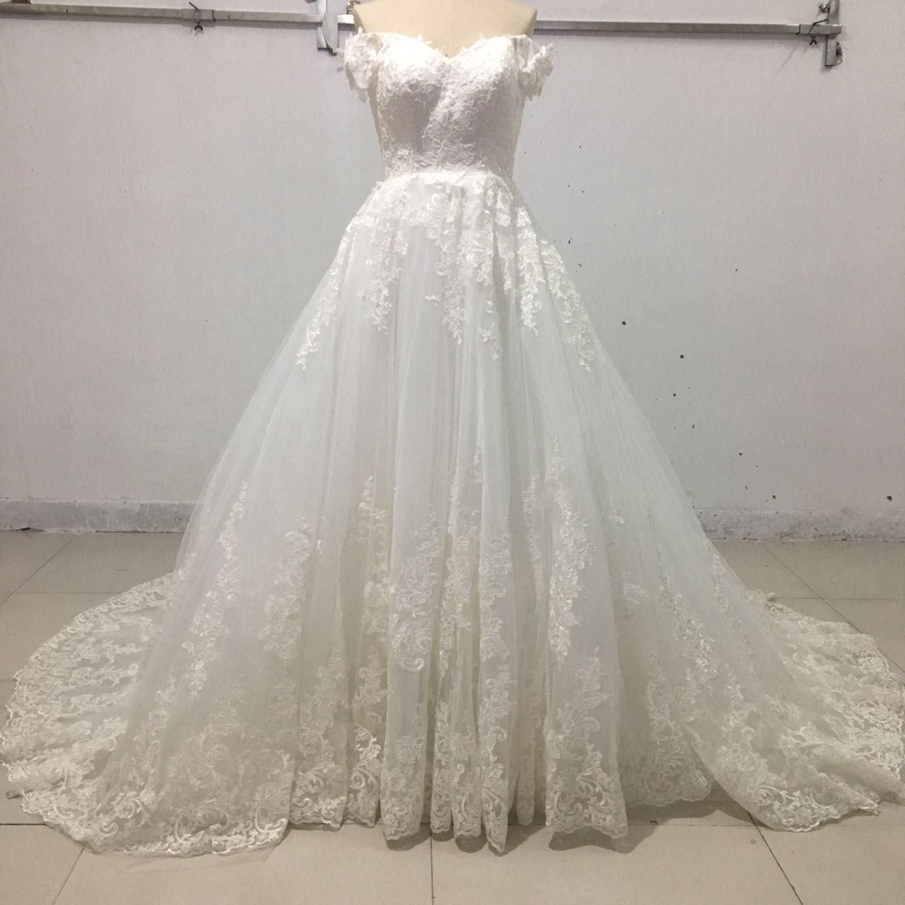 off Shoulder Applique Ball Bridal Wedding Dresses