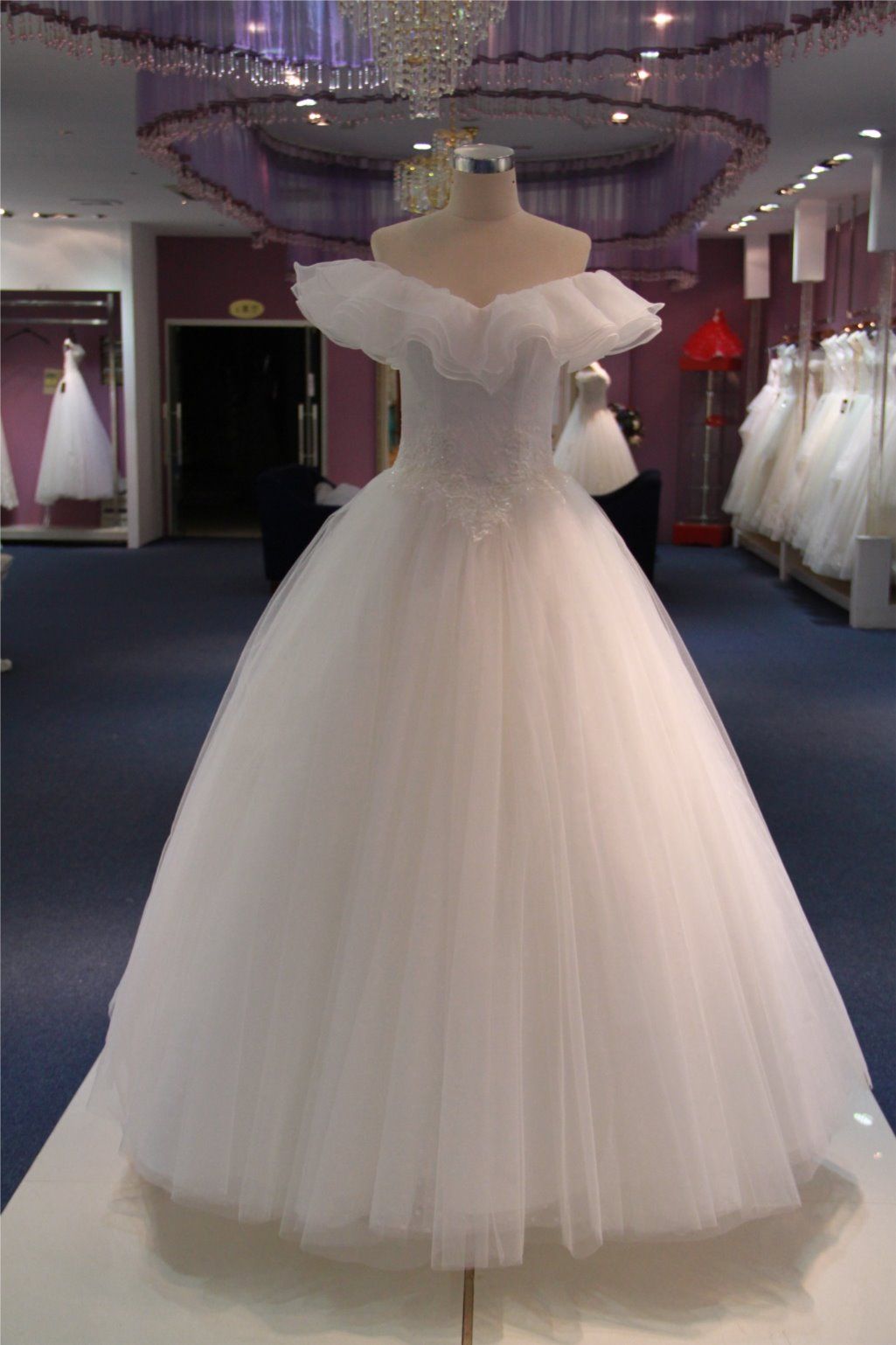 Fashion Floor Length Bridal Dress Wedding Gown (Q90308)