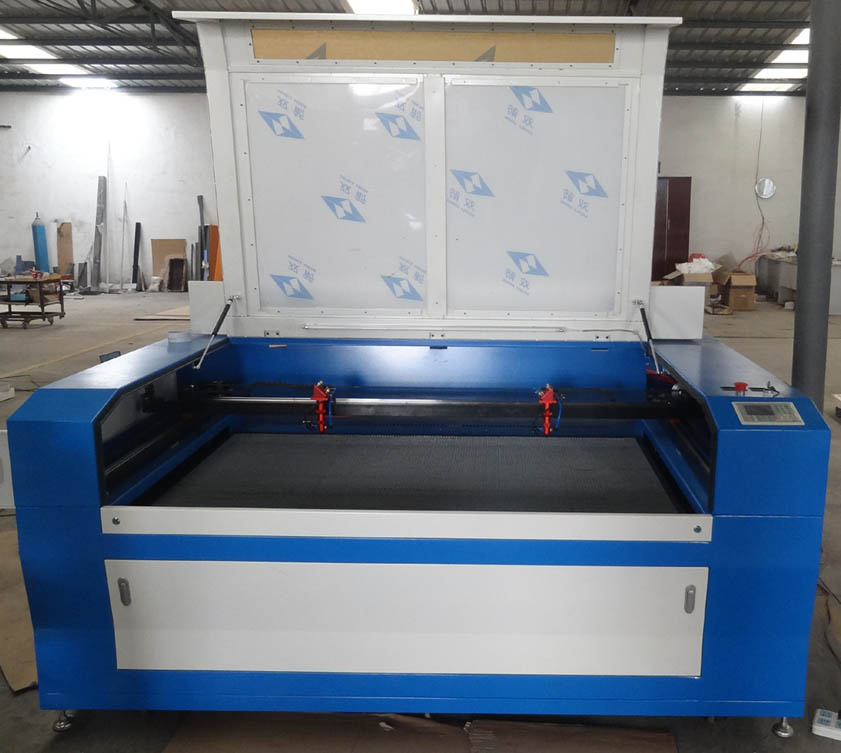Dualheads CNC Laser Cutting Machine with CO2 Tube