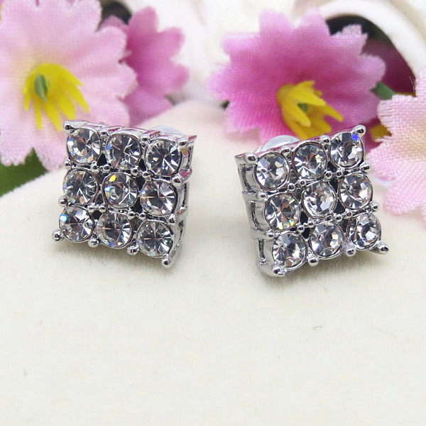 Metal Silver Alloy Crystal Diamond Shaped Stud Earrings