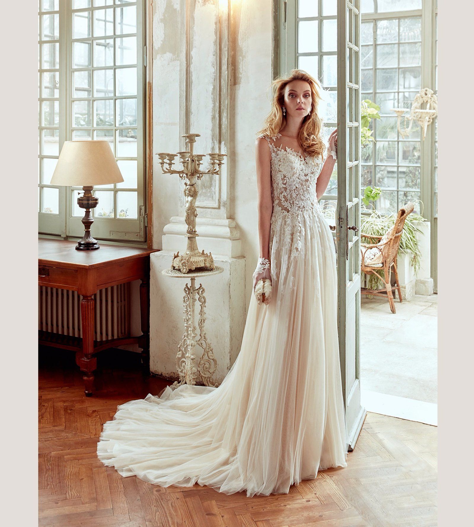 Lace Tulle A Line Bridal Wedding Gown
