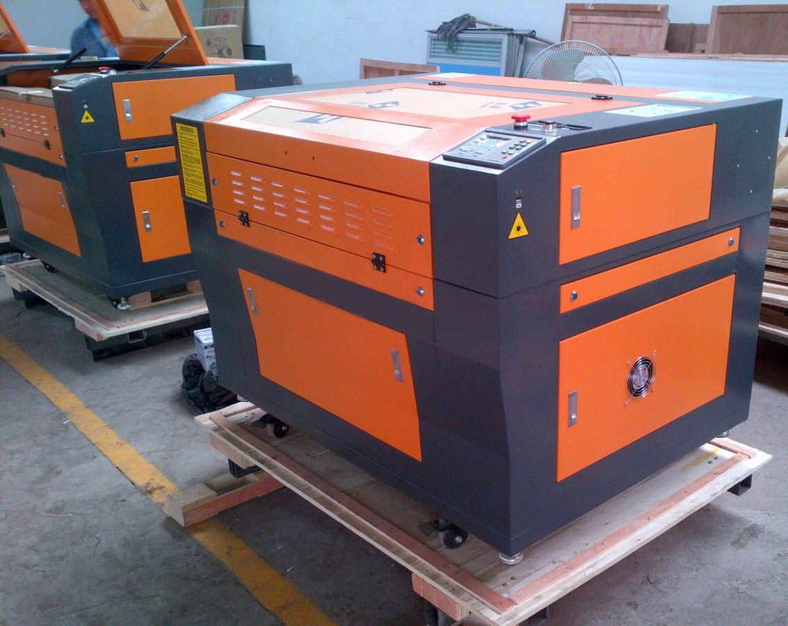 Laser Cutter for Wood/Acrylic