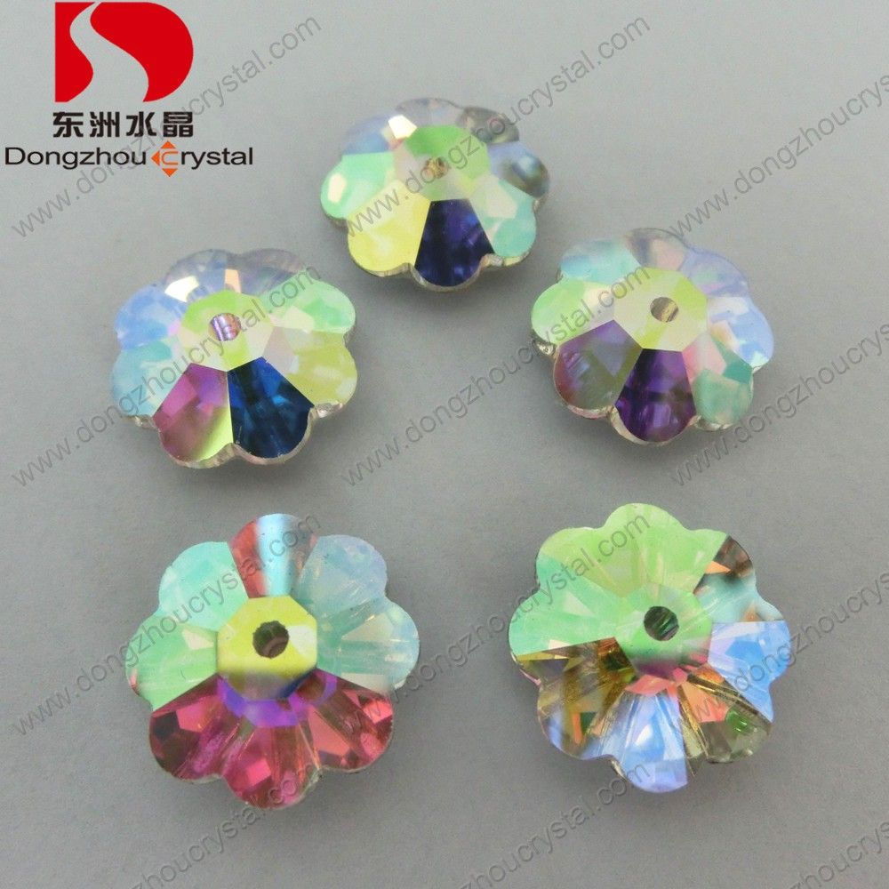 Flower Shape Sew on Rhinestones with Flat Back & Foiled Back