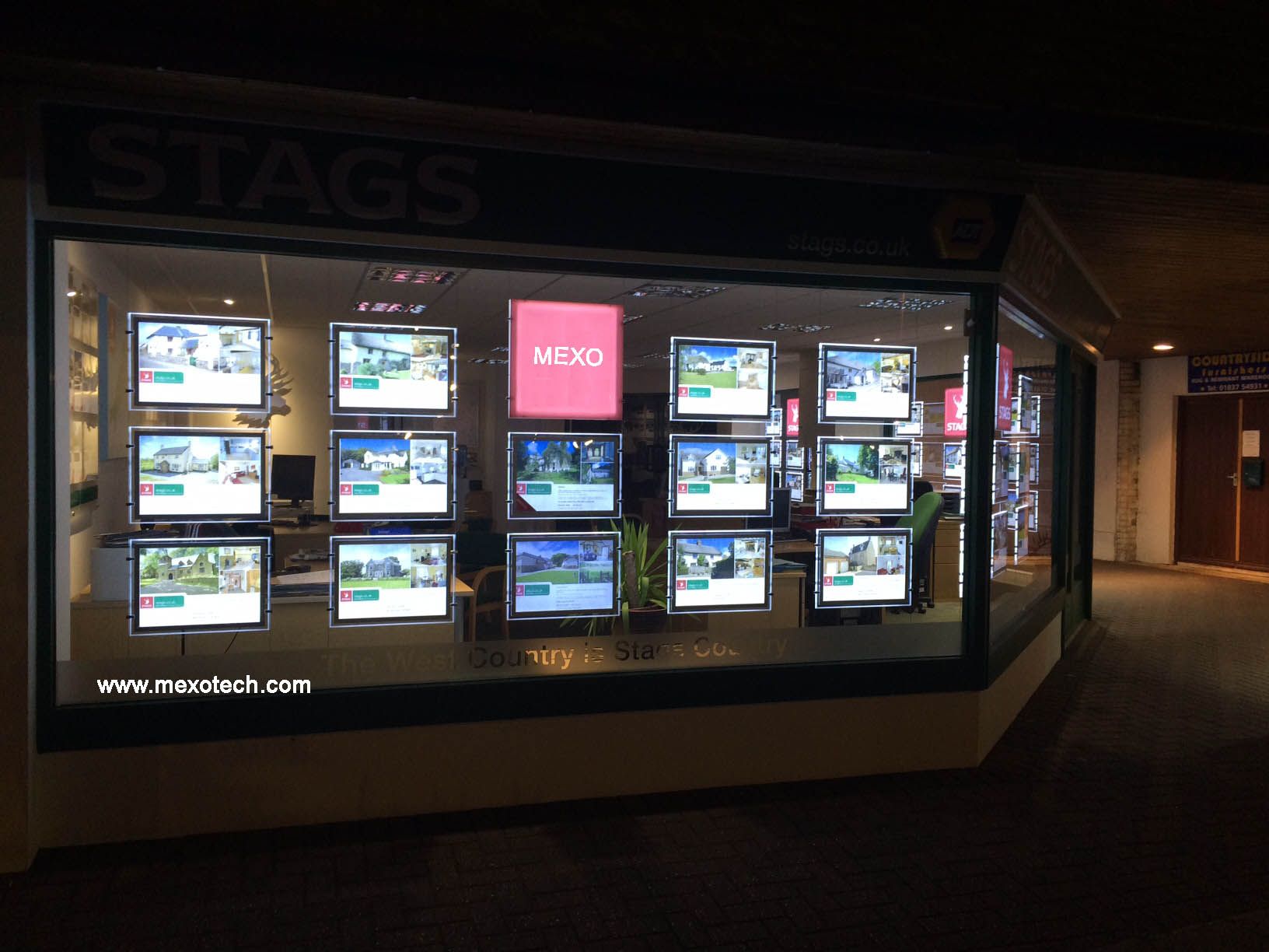 Slim LED Light Box for Real Estate Agent Advertising Billboard