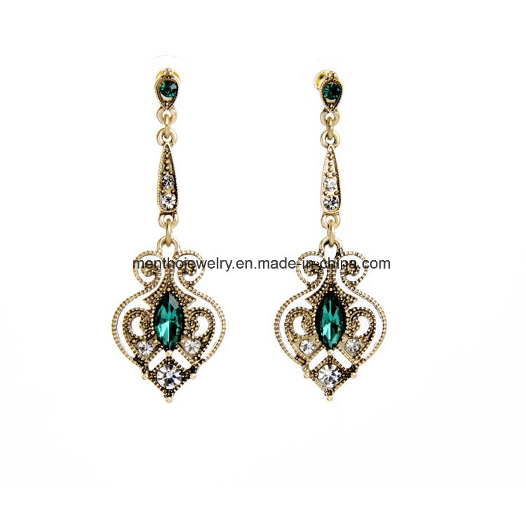 Retro Diamond Studded Female Earrings Peach-Design Fashion Jewelry