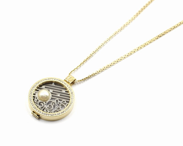Gold Plating Locket Pendant Necklace with Pearl and Crystal