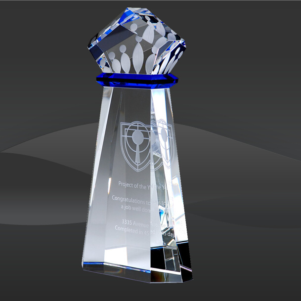 Crown Achievement Crystal Award (TM-E2925)