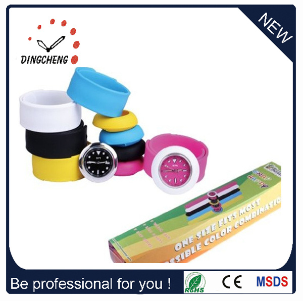 2015 New Style Fashion Charm Adult Slap Watch (DC-920)