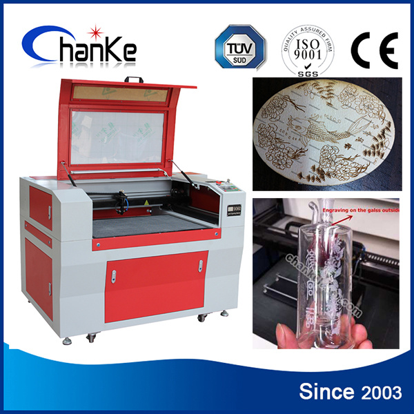 CO2 Laser Engrave and Cutting Machine for Cutting Farbic PVC