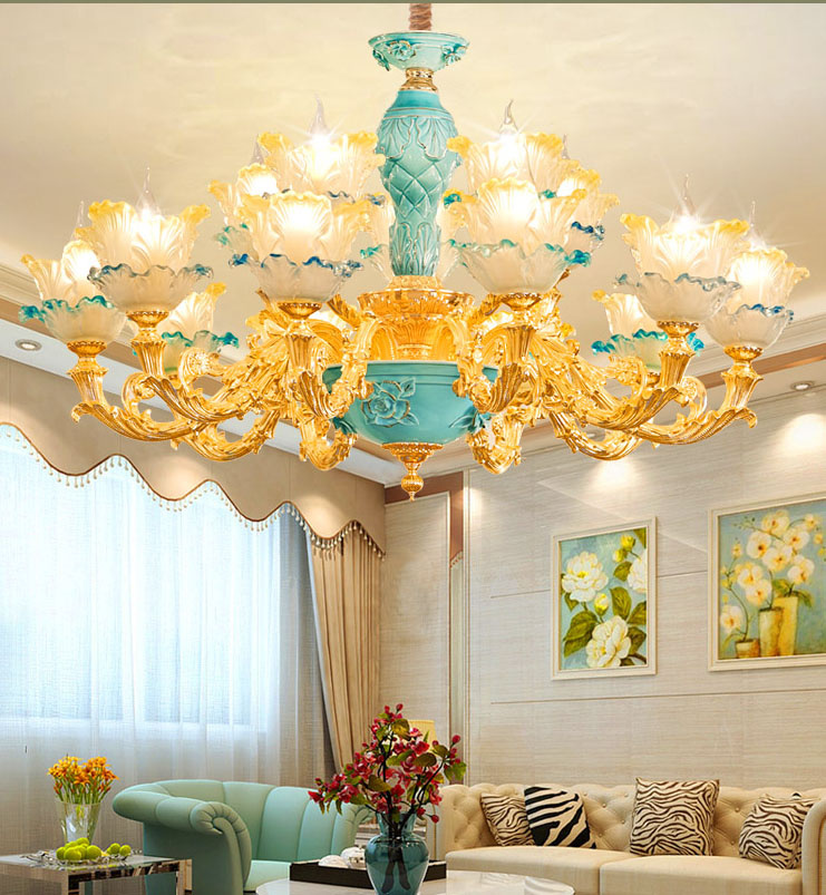 Franch and Luxury Golden Zinc Alloy Pendant Lamp