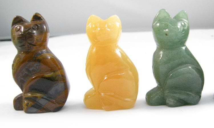 Natural Semi Precious Stone Cat Carving Jewelry Statue
