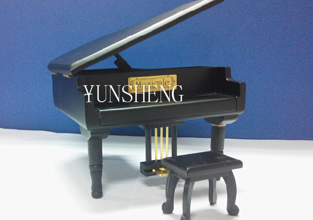 Black Piano with Small Cube Musical Box Elegant Music Box for Birthday Gift (LP-31E) E