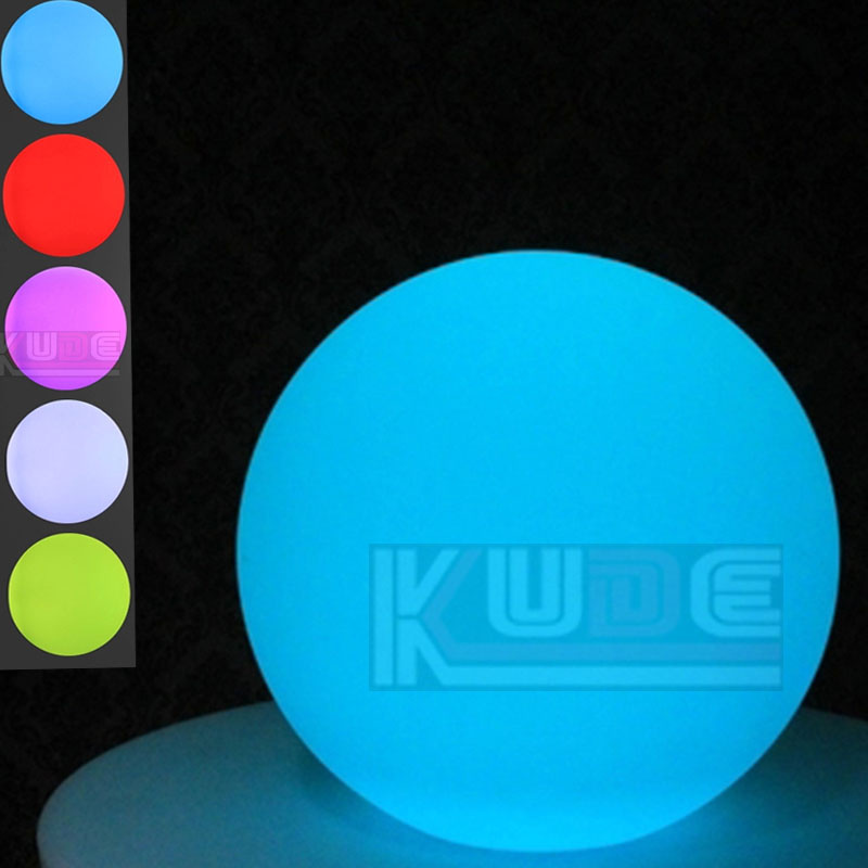 Plastic Round Christmas Bauble Ornaments X'mas LED Ball Deco with Remote