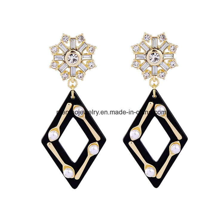 New Fashion Elegant Inlaid Diamond Long Earring Rhombus Design Pendant with Pearl for Women