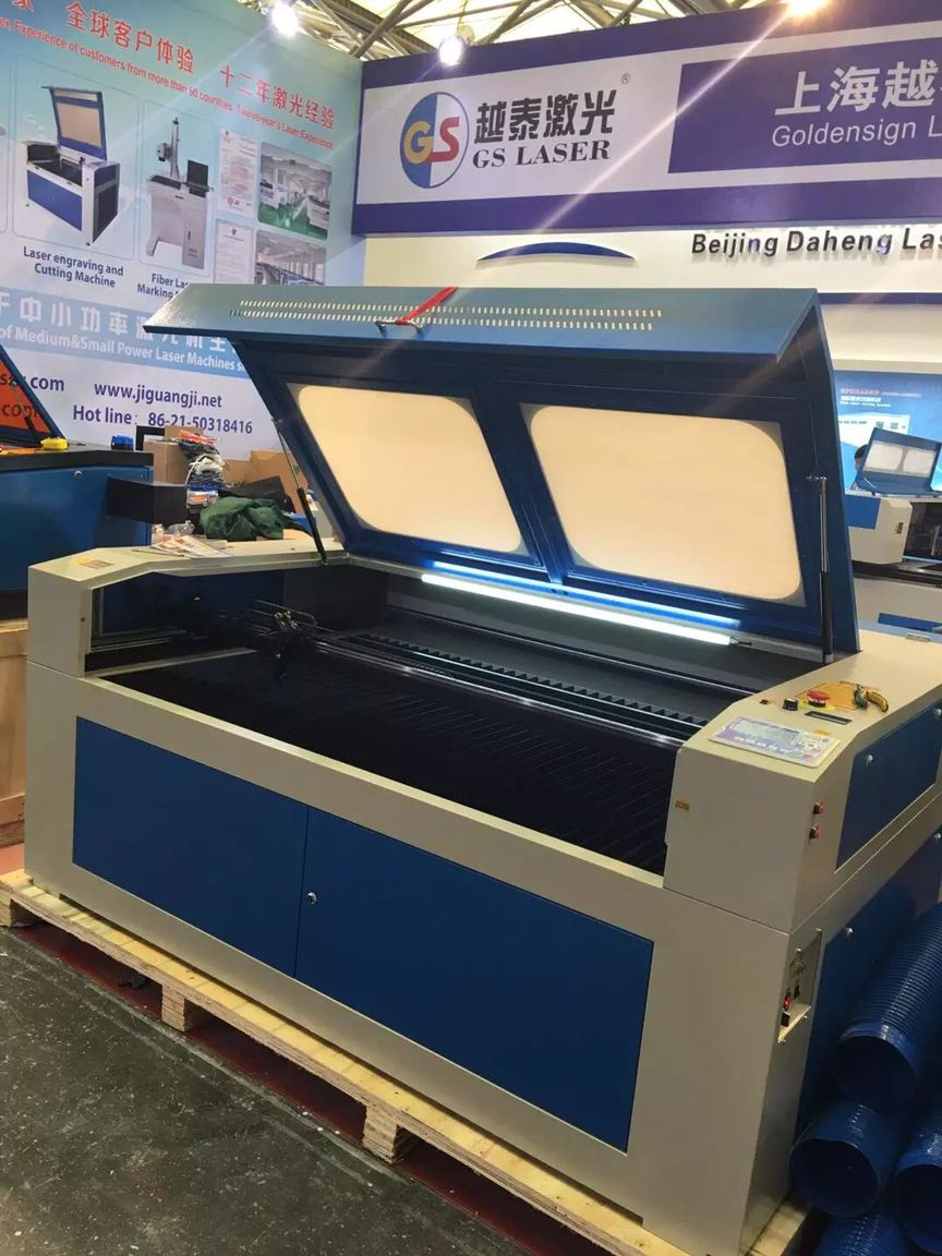 80W/100W/120W/130W/150W/180W 2016 Hot Sale Acrylic Laser Cutting Machine