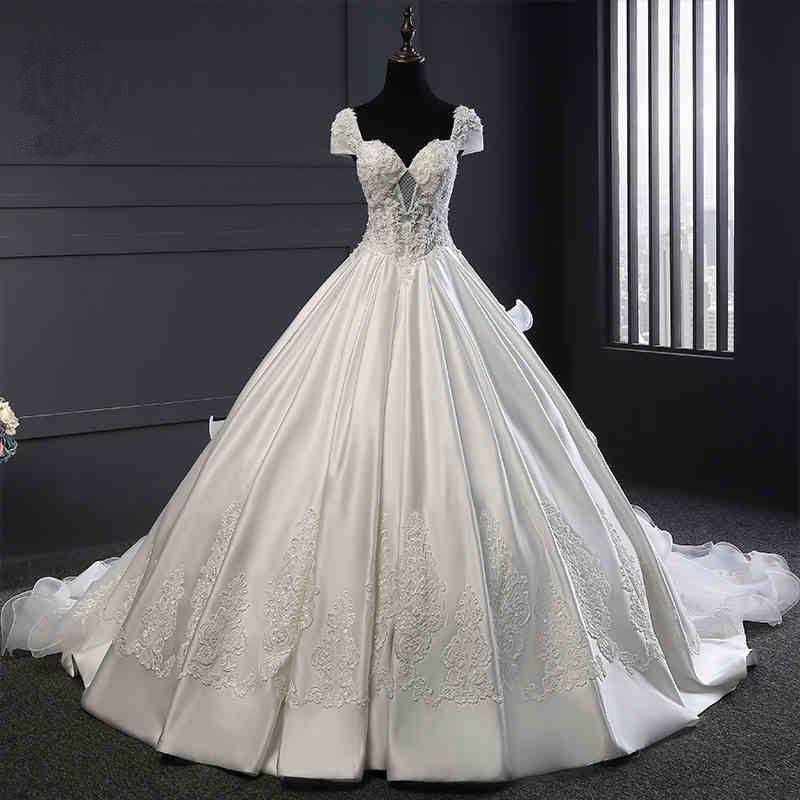 Satin Beading Lace Ball China Wedding Dress