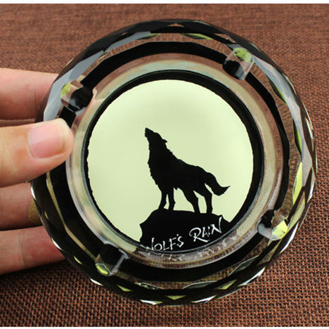Animal Wild Nature Teamwork Wolf's Rain Wolf Creative Smoking Gift for Man Boyfriend Husband Bedroom Mini Crystal Ashtray