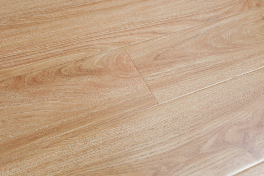 12mm Crystal Surface Flat Laminated Flooring -Ly809