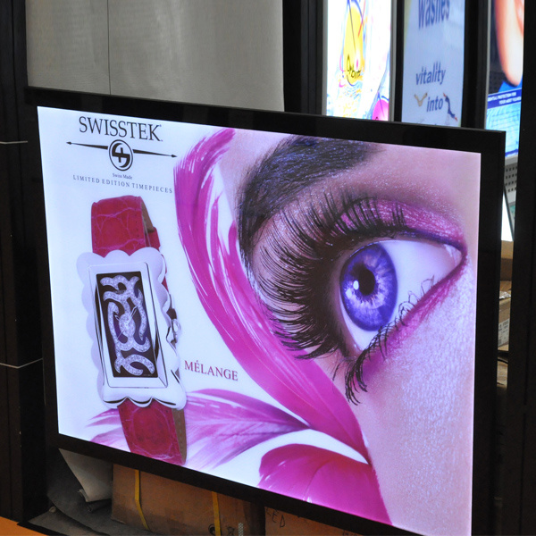 Light Box LED Aluminum Magnetic Suction Frame