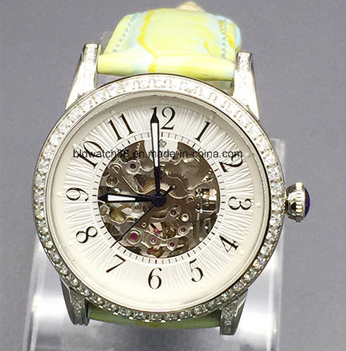 Stainless Steel Mens Mechanical Skeleton Wrist Watch Fashion with Crystal